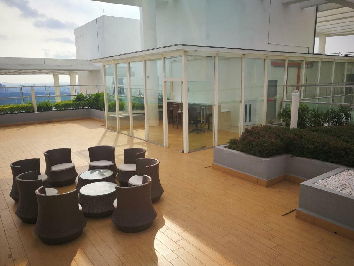 The Pinnacle Tower Johor Bahru Extérieur photo