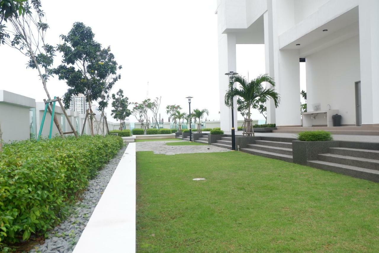 The Pinnacle Tower Johor Bahru Extérieur photo