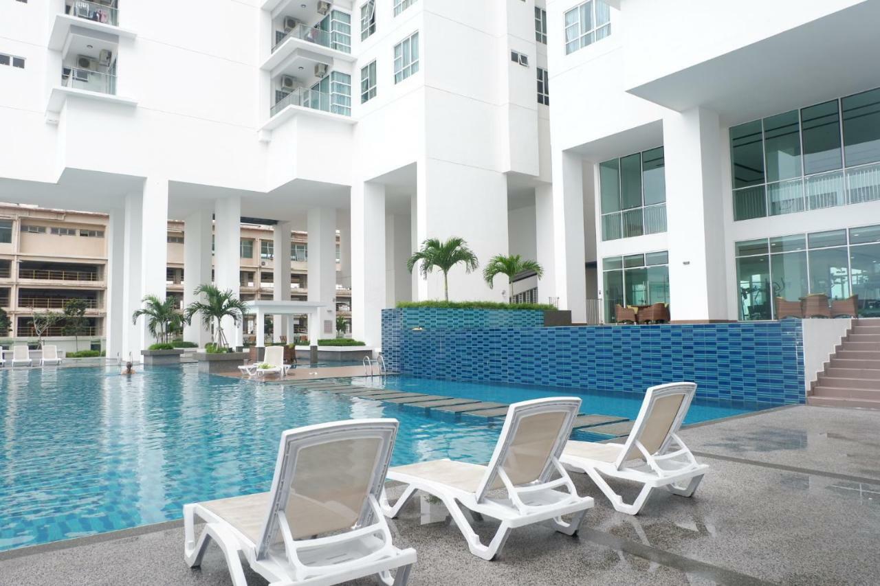 The Pinnacle Tower Johor Bahru Extérieur photo
