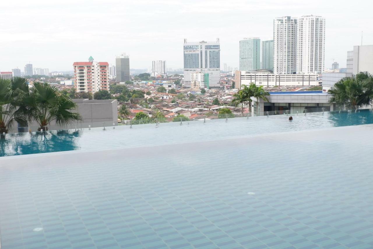 The Pinnacle Tower Johor Bahru Extérieur photo