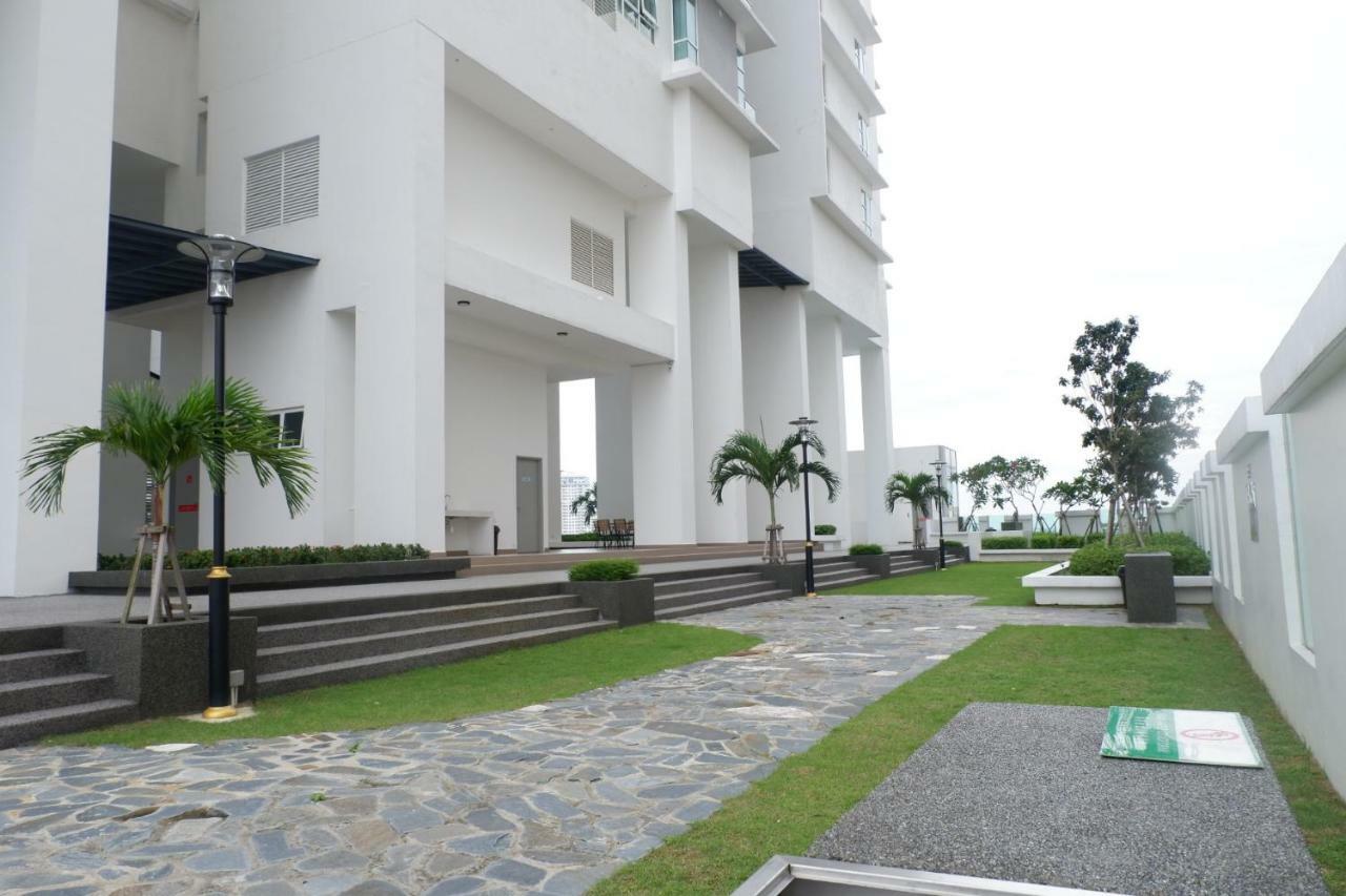 The Pinnacle Tower Johor Bahru Extérieur photo